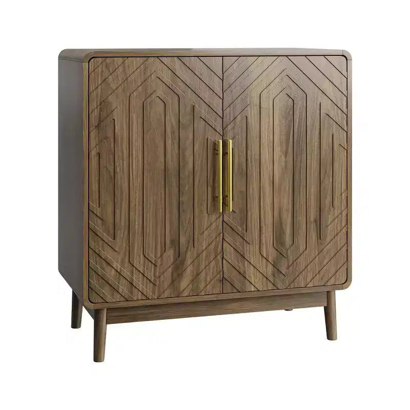 Meuble de rangement rustique en bois avec portes sculptées et étagères réglables