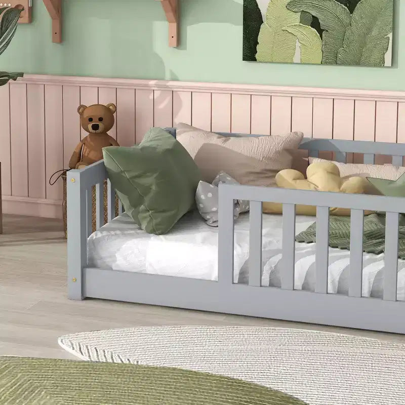 Lit double superposé avec clôture et barrières en bois d'hévéa – Gris