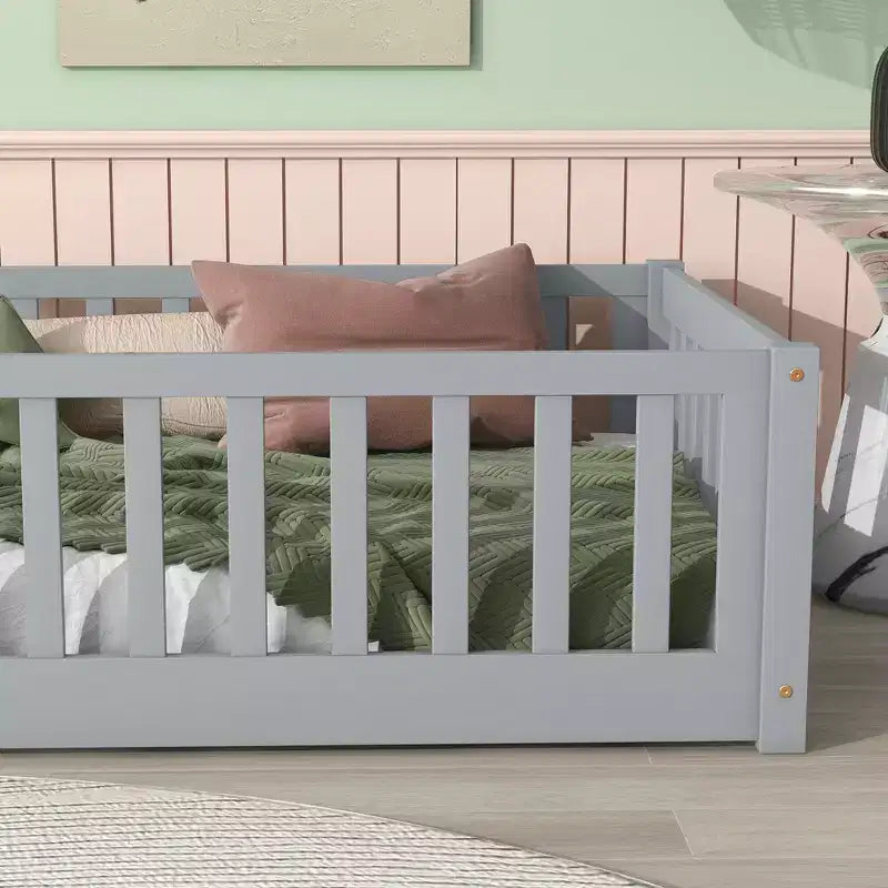 Lit double superposé avec clôture et barrières en bois d'hévéa – Gris