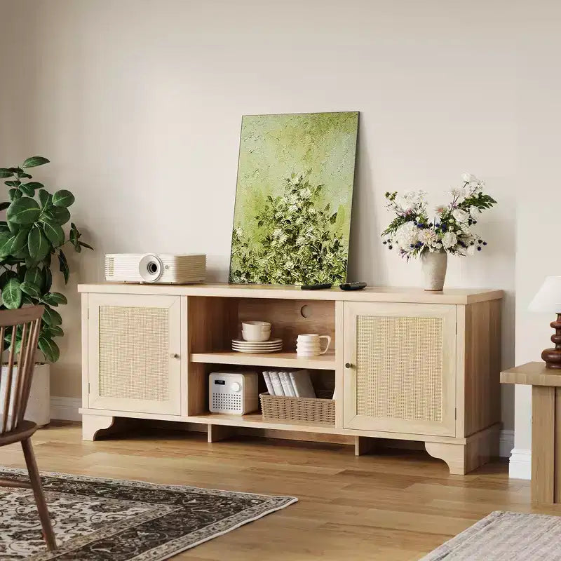 Meuble TV en rotin pour téléviseurs jusqu'à 70 pouces, console multimédia en bois avec placards et étagères ouvertes, centre de divertissement élégant pour le salon