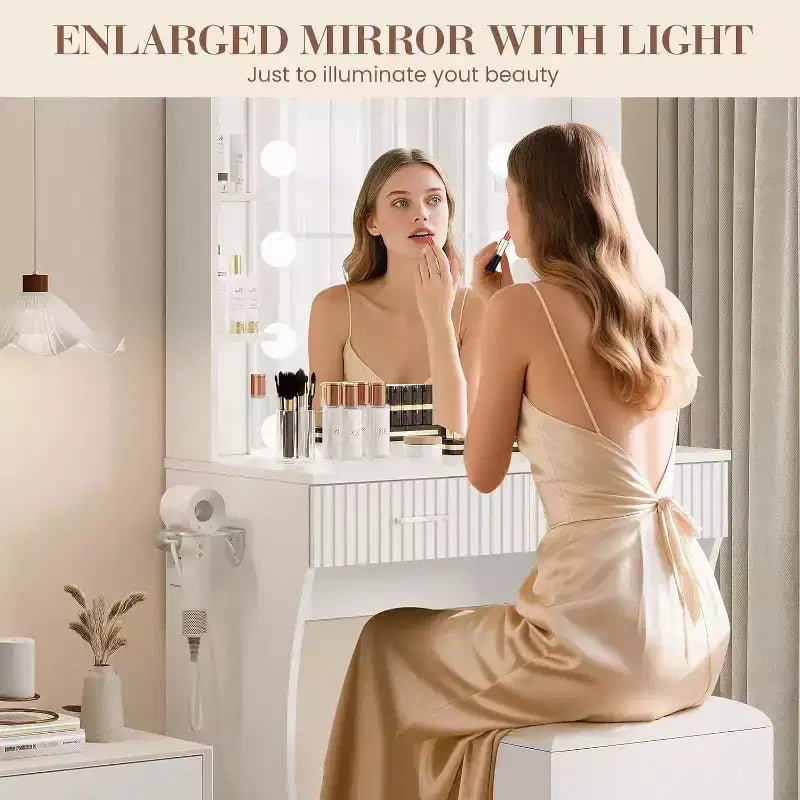 Coiffeuse avec Miroir et 12 Lumières LED, Table de Maquillage Blanche avec Prise de Courant, Meuble Moderne pour Chambre à Coucher